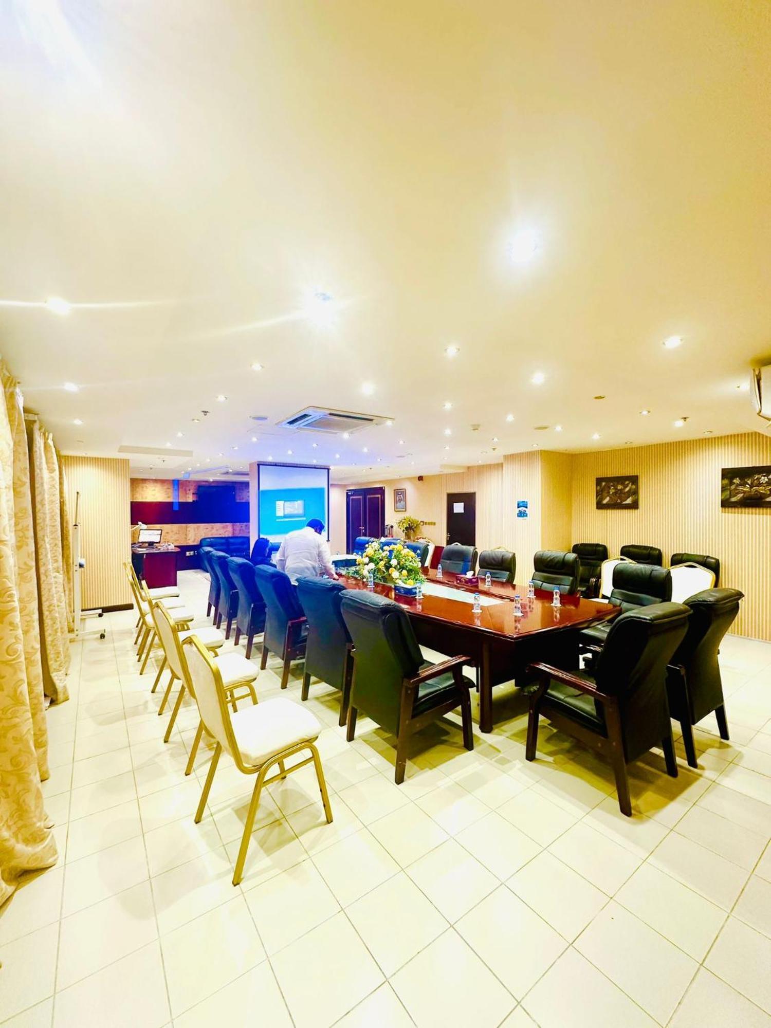 Tourist Hotel Doha Ngoại thất bức ảnh